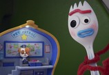 Мультфильм Вилкинс задает вопрос / Forky asks a question (2019) - cцена 1